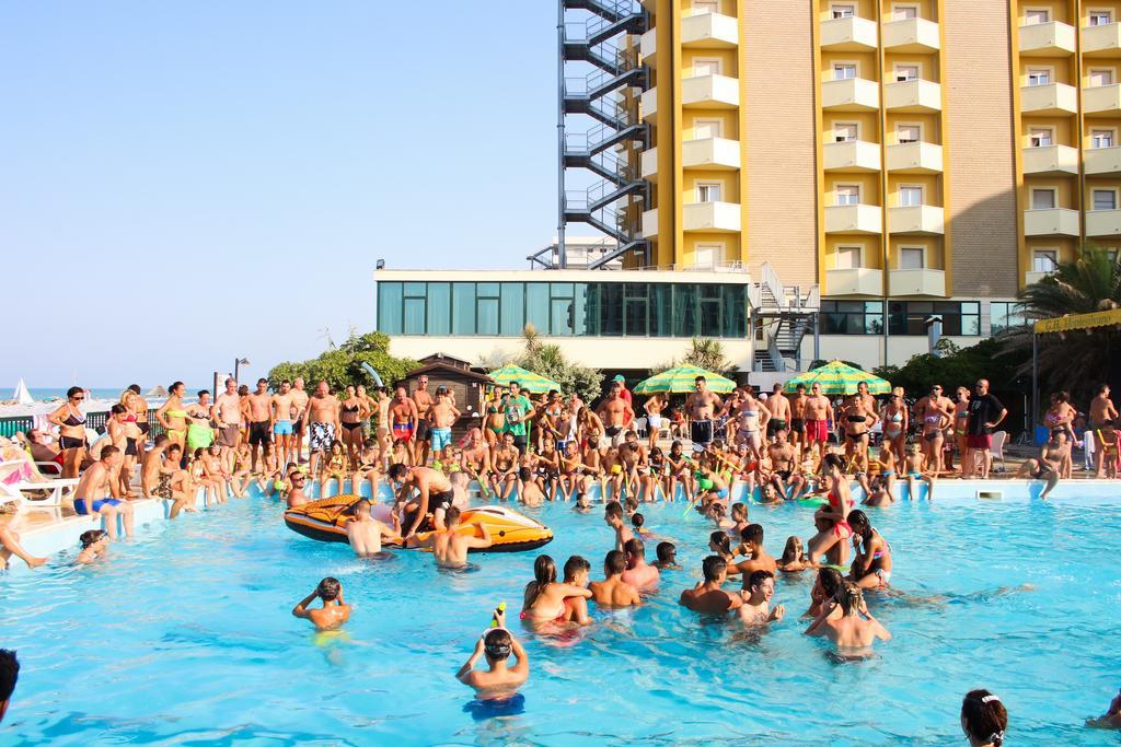Grand Eurhotel Montesilvano Marina Eksteriør bilde